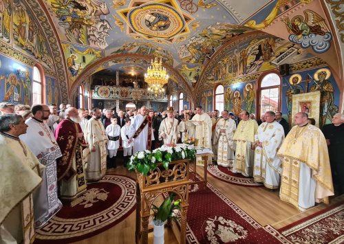 Centenarul târnosirii bisericii din Vâlcele, judeţul Cluj Poza 206397