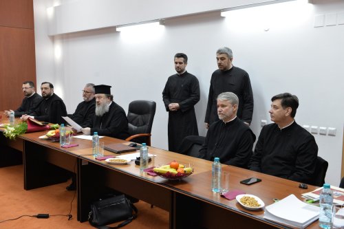 Examen de capacitate preoțească în Arhiepiscopia Bucureștilor Poza 206564