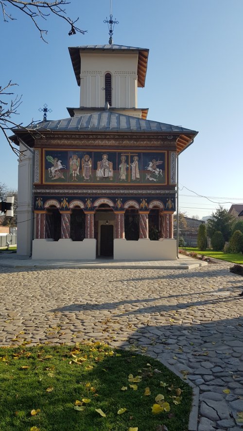 Biserica Ungureni, un dar istoric pentru viaţa duhovnicească a Băniei Poza 206612