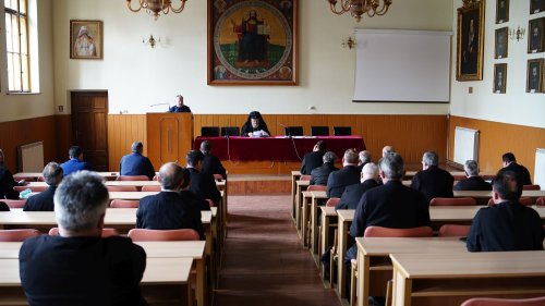 Întâlnire a preoţilor misionari din Arhiepiscopia Sibiului Poza 206674