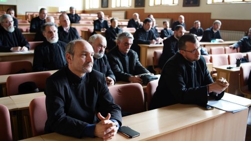 Întâlnire a preoţilor misionari din Arhiepiscopia Sibiului Poza 206676