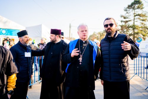 Sprijin internațional în acțiunile de întrajutorare a refugiaților ucraineni desfășurate de Arhiepiscopia Sucevei și Rădăuților Poza 206701