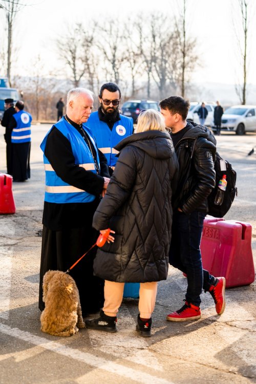 Sprijin internațional în acțiunile de întrajutorare a refugiaților ucraineni desfășurate de Arhiepiscopia Sucevei și Rădăuților Poza 206709