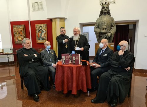 Evocarea Mitropolitului Bartolomeu la 101 ani de la naștere și lansare de carte la Cluj-Napoca Poza 206868
