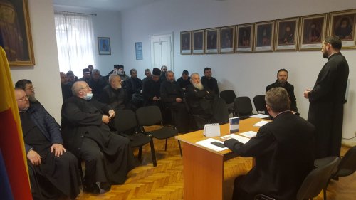Ședință administrativă a preoților din Protopopiatului Sibiu Poza 206901