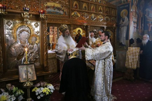 Slujire a Mitropolitului Moldovei și Bucovinei la Mănăstirea Sângeap-Basaraba Poza 207030