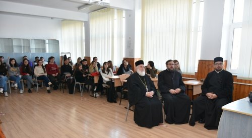 Activitate educațională dedicată lunii pentru viața la Tulcea Poza 207309