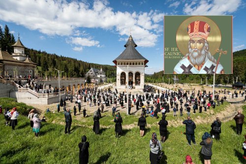 Binecuvântarea Sfântului Calinic de la Cernica la Mănăstirea Sihăstria Putnei Poza 207473