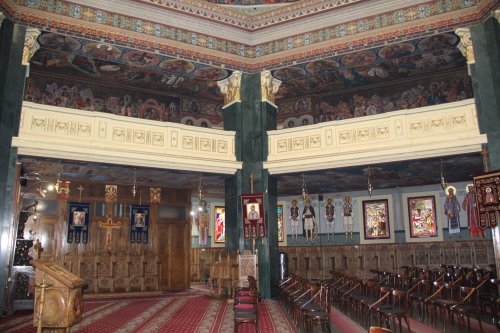 Catedrala mică din Târgu Mureş în sărbătoare la Buna Vestire  Poza 207469