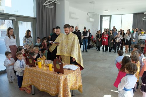 Grădiniţa Patriarhiei Române şi-a serbat hramul prin rugăciune Poza 207553
