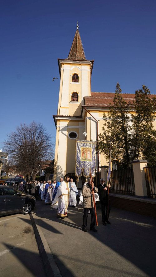 Resfinţirea Bisericii din Groapă de la Sibiu Poza 207635