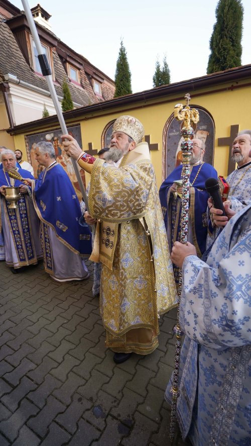 Resfinţirea Bisericii din Groapă de la Sibiu Poza 207638