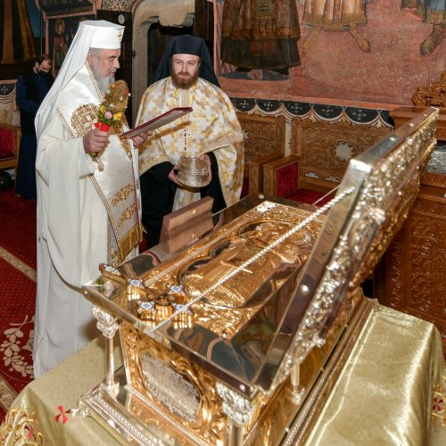 Raclă nouă pentru Mănăstirea Nechit sfinţită de Patriarhul României Poza 208452