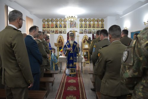 Resfinţirea capelei militare din cartierul clujean Someșeni Poza 208409