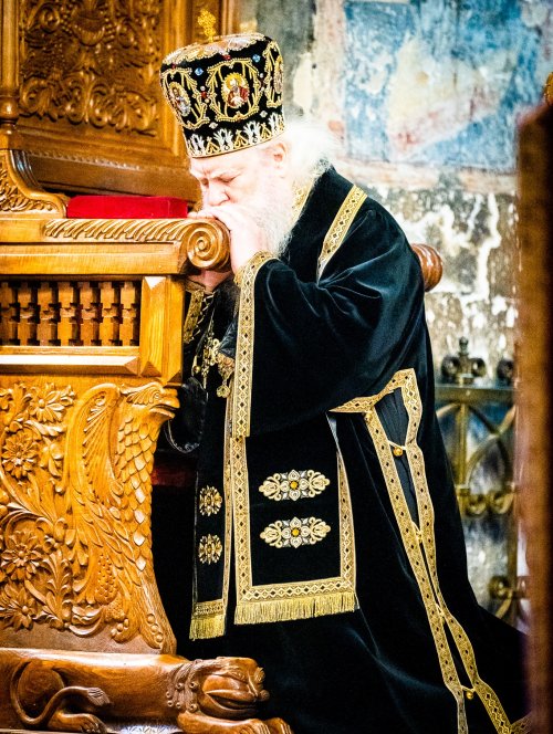 A cincea săptămână din Postul Mare la Mănăstirea „Sfântul Ioan cel Nou” din Suceava Poza 208955