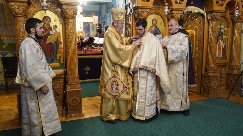 Binecuvântare peste obştea Mănăstirii „Brâncoveanu” de la Sâmbăta de Sus Poza 209282