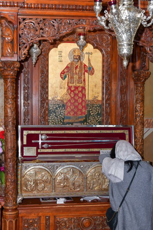 Sfântul Ierarh Calinic, un ambasador la Dumnezeu Poza 209218