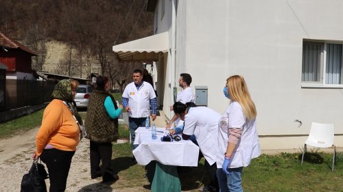 Campania „Sănătate pentru sate” a ajuns la Boteni, în județul Argeș Poza 209573
