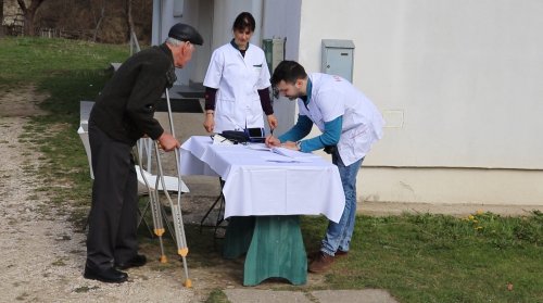 Campania „Sănătate pentru sate” a ajuns la Boteni, în județul Argeș Poza 209574