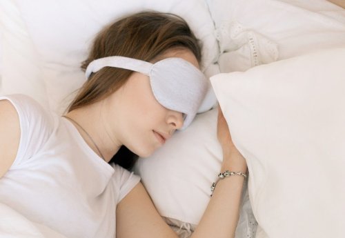 Lumina în timpul somnului, risc pentru sănătate Poza 209606