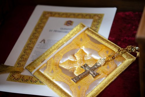 Ridicare în rang pentru cinci ieromonahi din Arhiepiscopia Bucureștilor Poza 209665