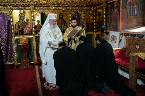 Ridicare în rang pentru cinci ieromonahi din Arhiepiscopia Bucureștilor Poza 209677