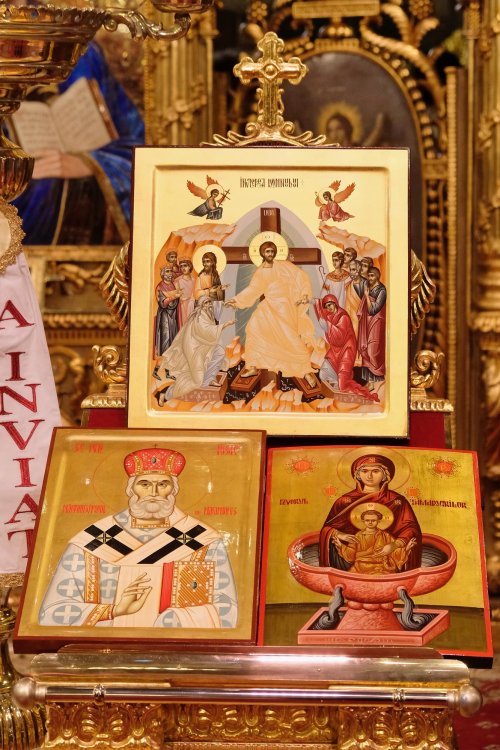 Programul liturgic de la Catedrala Patriarhală Poza 211385