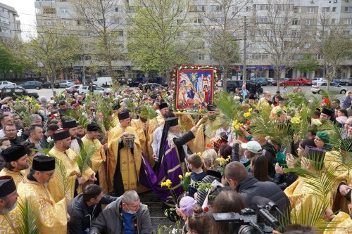 Pelerinajul de Florii în Arhiepiscopia Dunării de Jos  Poza 210007