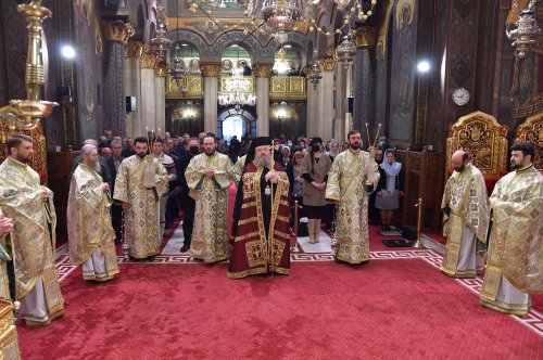 Praznicul Floriilor la Catedrala Patriarhală Poza 210023