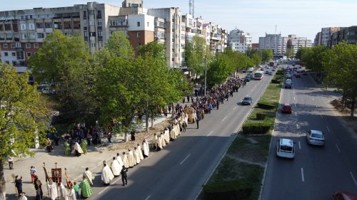 Pelerinajul de Florii în eparhii din Mitropolia Munteniei și Dobrogei Poza 210222