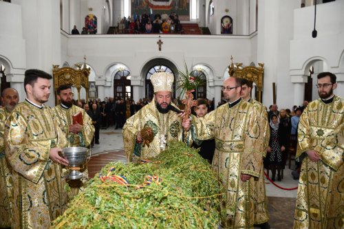 Sărbătoarea Floriilor la Catedrala Episcopală din Caransebeș Poza 210243