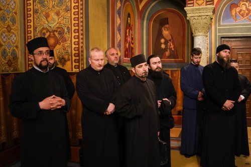 Ajutor financiar pentru preoţii cu venituri modeste din Arhiepiscopia Sibiului Poza 210556