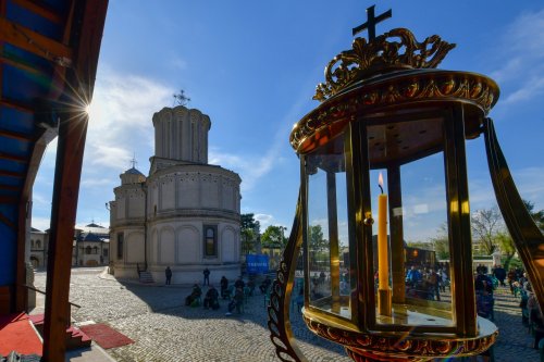 Slujba Sfintelor și Mântuitoarelor Pătimiri ale Domnului la Catedrala Patriarhală Poza 210691