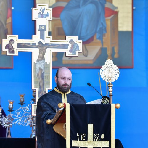 Slujba Sfintelor și Mântuitoarelor Pătimiri ale Domnului la Catedrala Patriarhală Poza 210712