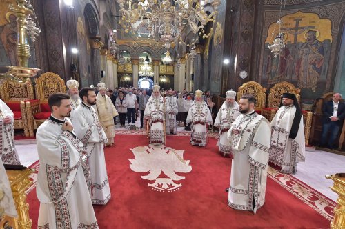 Vecernia din prima zi de Paști la Catedrala Patriarhală Poza 211072