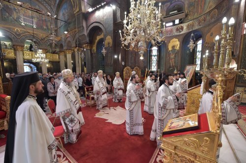 Vecernia din prima zi de Paști la Catedrala Patriarhală Poza 211081