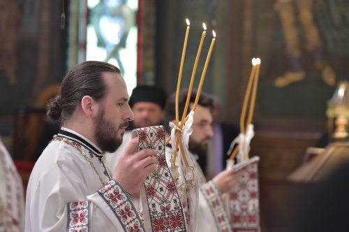 Vecernia din prima zi de Paști la Catedrala Patriarhală Poza 211083