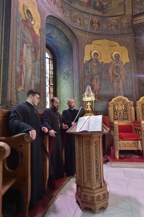Vecernia din prima zi de Paști la Catedrala Patriarhală Poza 211091