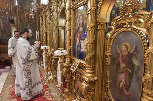 Vecernia din prima zi de Paști la Catedrala Patriarhală Poza 211093