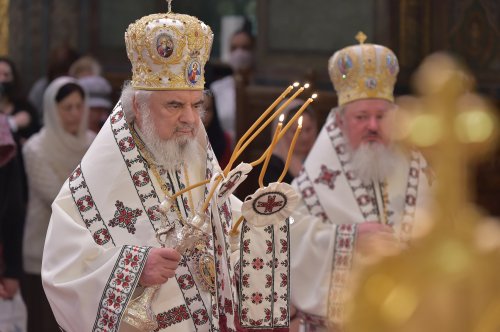 Vecernia din prima zi de Paști la Catedrala Patriarhală Poza 211097