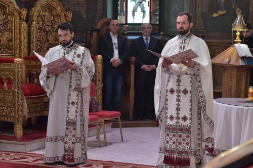 Vecernia din prima zi de Paști la Catedrala Patriarhală Poza 211105