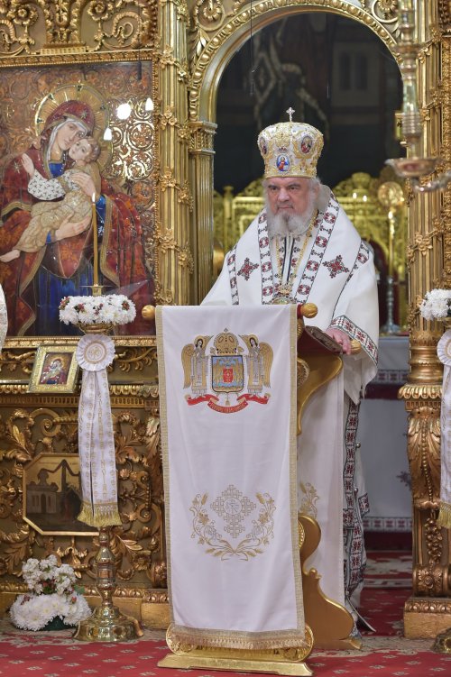 Vecernia din prima zi de Paști la Catedrala Patriarhală Poza 211106