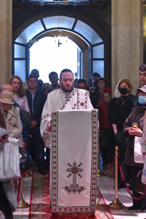 Vecernia din prima zi de Paști la Catedrala Patriarhală Poza 211109