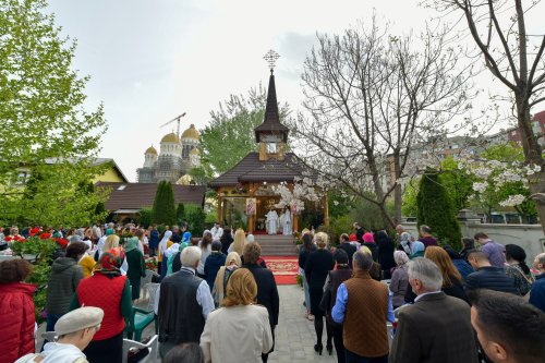 Hramul Paraclisului Catedralei Mântuirii Neamului Poza 211299