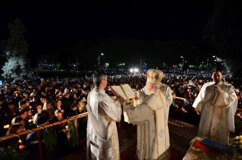 Învierea Domnului la Catedrala Arhiepiscopală din Târgoviște Poza 211195