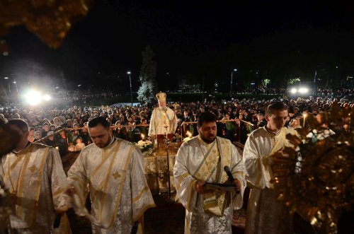 Învierea Domnului la Catedrala Arhiepiscopală din Târgoviște Poza 211197