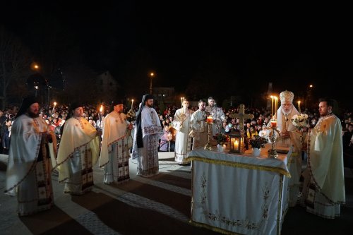 Sărbătoarea Învierii Domnului în eparhii din Muntenia și Dobrogea Poza 211364