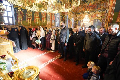 Binecuvântare arhierească la Mănăstirea Sita Buzăului Poza 211449