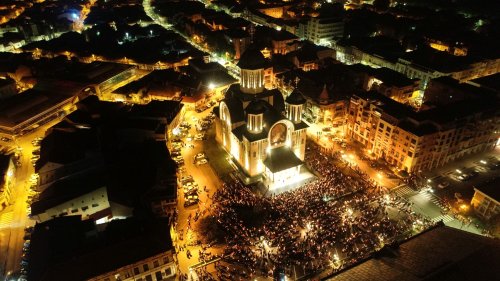 Învierea Domnului prăznuită la catedrala din Drobeta-Turnu Severin Poza 211481