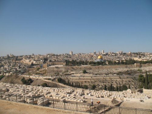Veșnicia încrustată pe pietrele Ierusalimului - cetate și candelă primitoare a Luminii Poza 211522